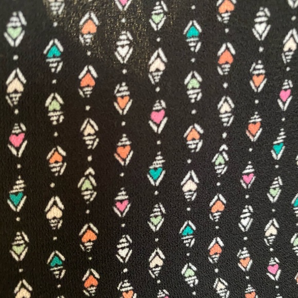 LC Lauren Conrad Pleated Neck Heart Printed Shift Dress Size XXL Black Multi - Picture 3 of 7